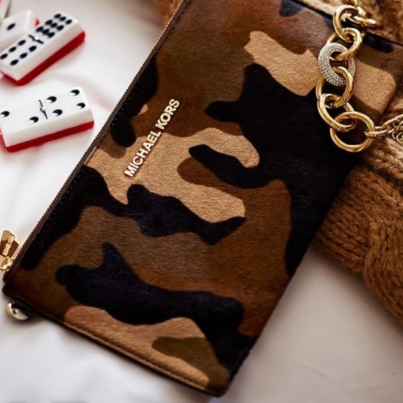 Michael Kors Ponyhair Army Fatigue Camouflage Clutch - Picture 1 of 10